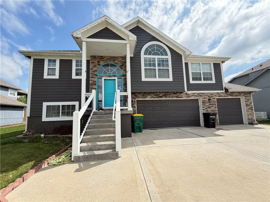 11219 Kimball Avenue, Kansas City, KS 66109 - #3