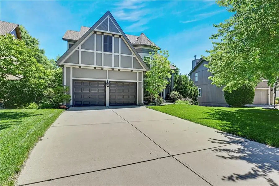 12141 S Rene Street, Olathe, KS 66062 - #3