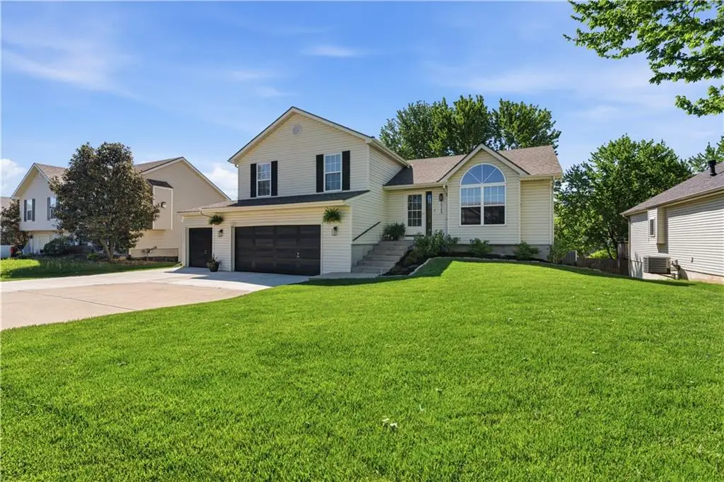 10309 NW 86th Street, Kansas City, MO 64153 - #1