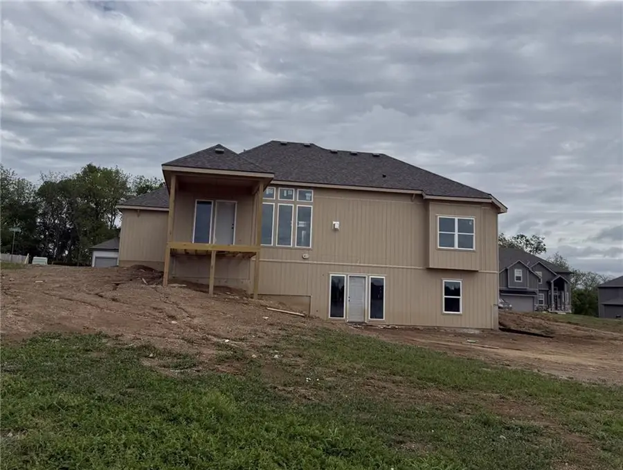 9022 N Colorado Avenue, Kansas City, MO 64156 - #2