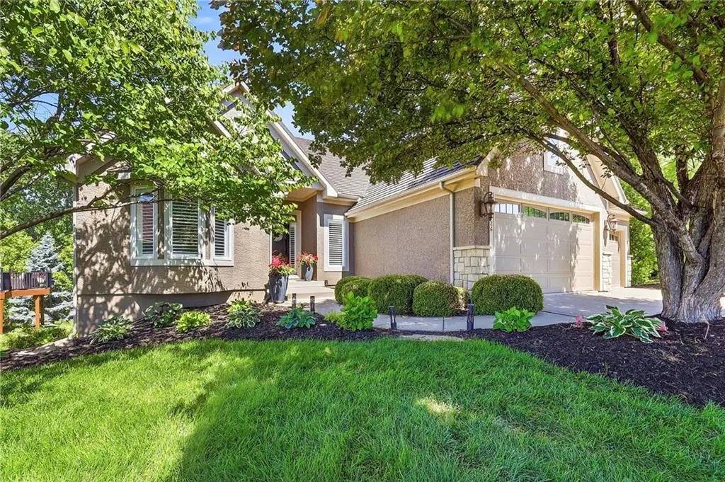 9926 Fountain Circle, Lenexa, KS 66220 - #1