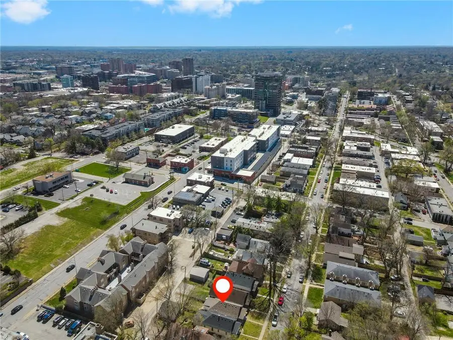 4315 Jarboe Street, Kansas City, MO 64111 - #3