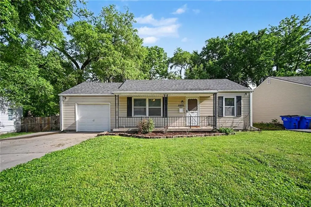 11522 W 70th Street, Shawnee, KS 66203 - #1