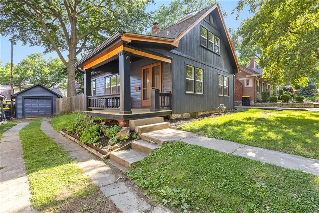 17 E 65th Terrace, Kansas City, MO 64113 - #1