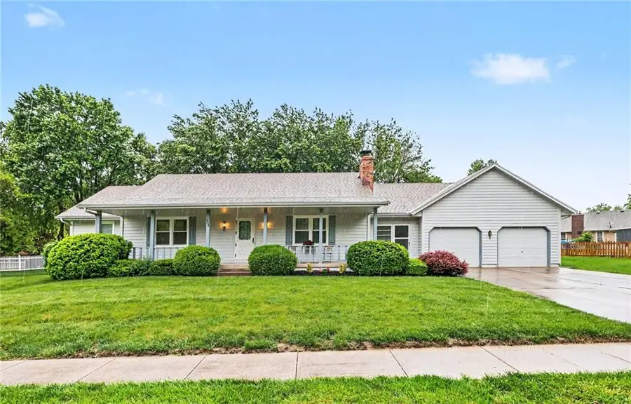 604 Finch Street, Raymore, MO 64083 - #2