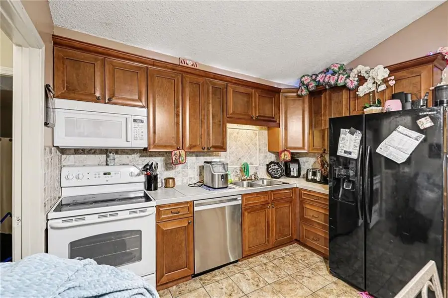 14025 Ballantrae Drive, Grandview, MO 64030 - #3