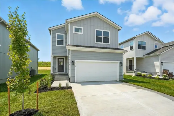 4805 SW 6th Terrace, Blue Springs, MO 64014