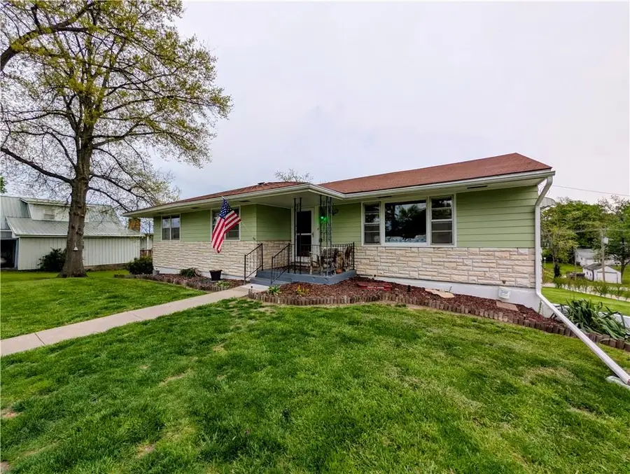 603 W 5th Street, Trenton, MO 64683 - #2