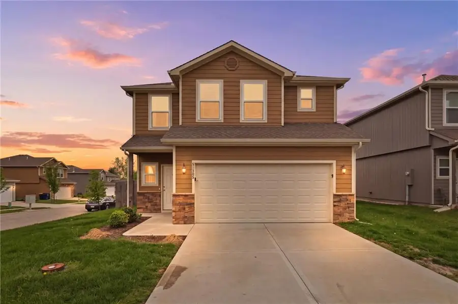 21305 W 215th Terrace, Spring Hill, KS 66083 - #2