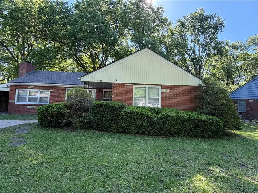 3205 N 55th Street, Kansas City, KS 66104 - #3