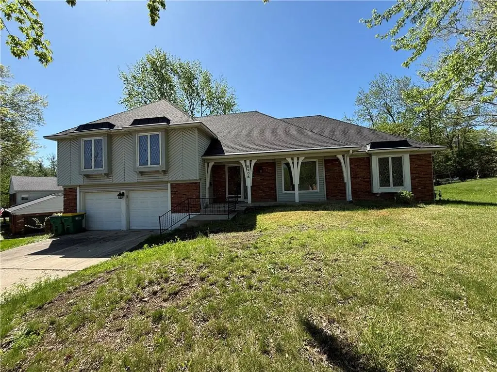 5205 W 99th Street, Overland Park, KS 66207 - #1