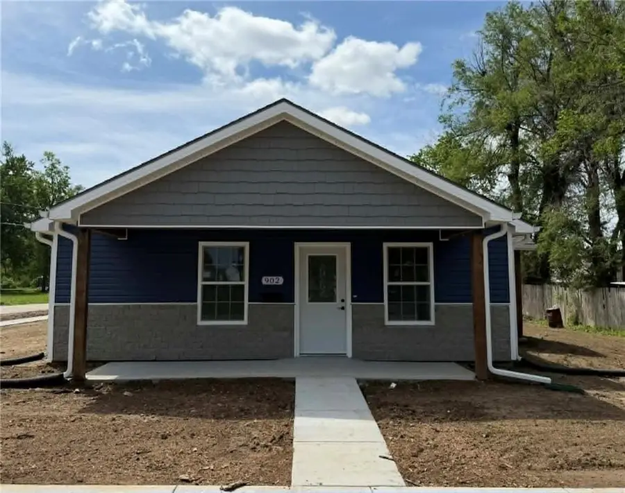 902 Morgan Street, Saint Joseph, MO 64504 - #3