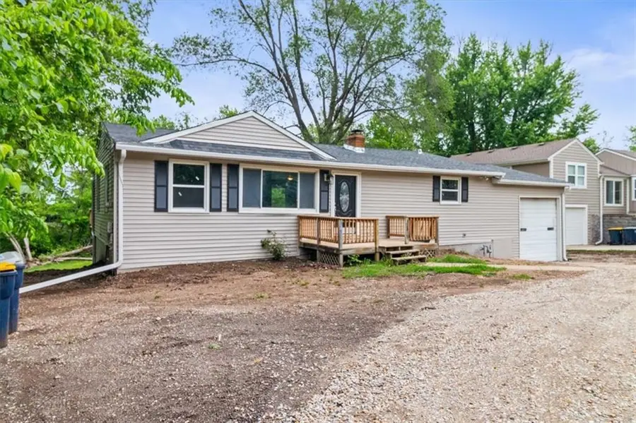 7104 E 67th Street, Kansas City, MO 64133 - #2