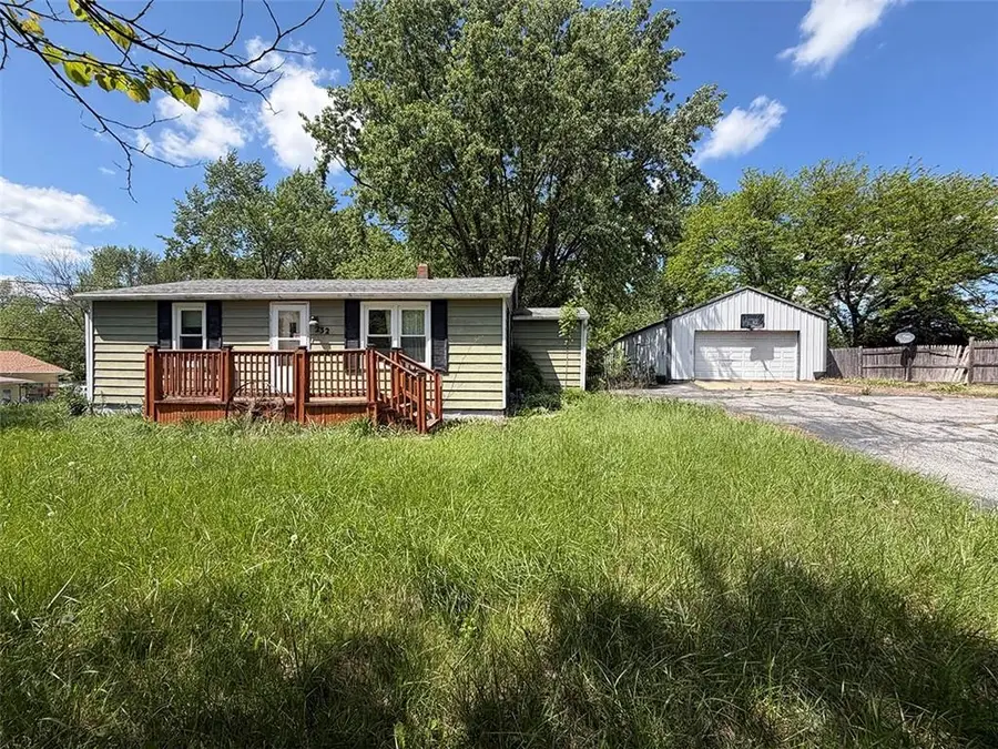 232 S County Line Road, Windsor, MO 65360 - #2