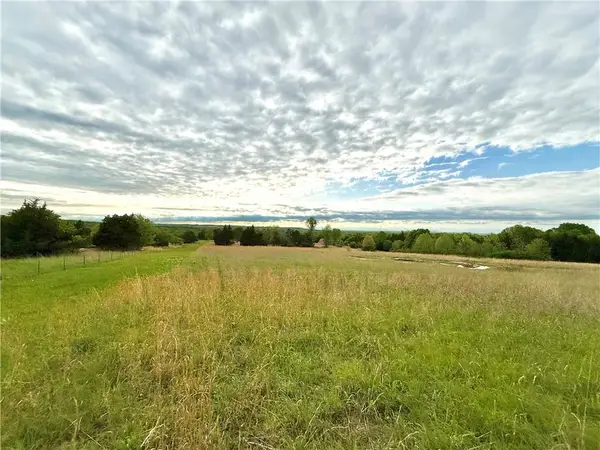 2635 Georgia Road, Ottawa, KS 66067