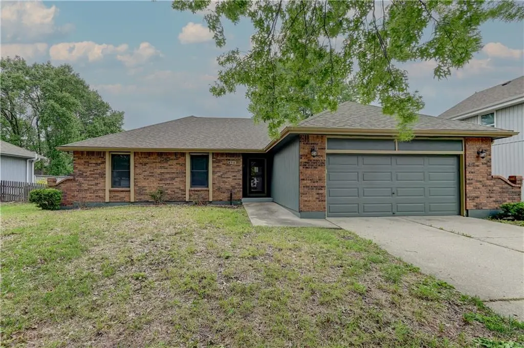 3711 NE Ellison Drive, Lees Summit, MO 64064 - #1