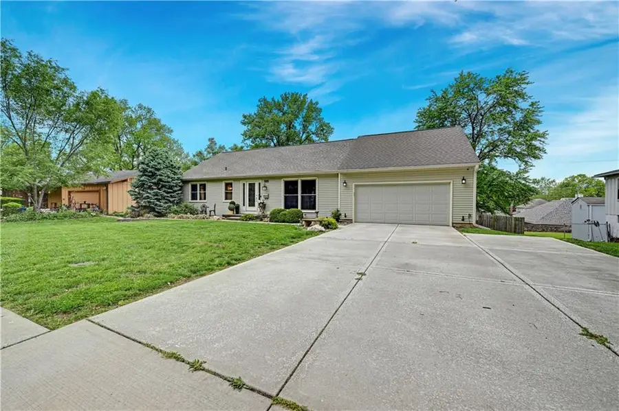 6501 W 94th Terrace, Overland Park, KS 66212 - #3