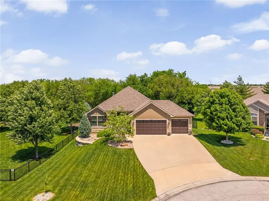 21544 W 176 Terrace, Olathe, KS 66062 - #2