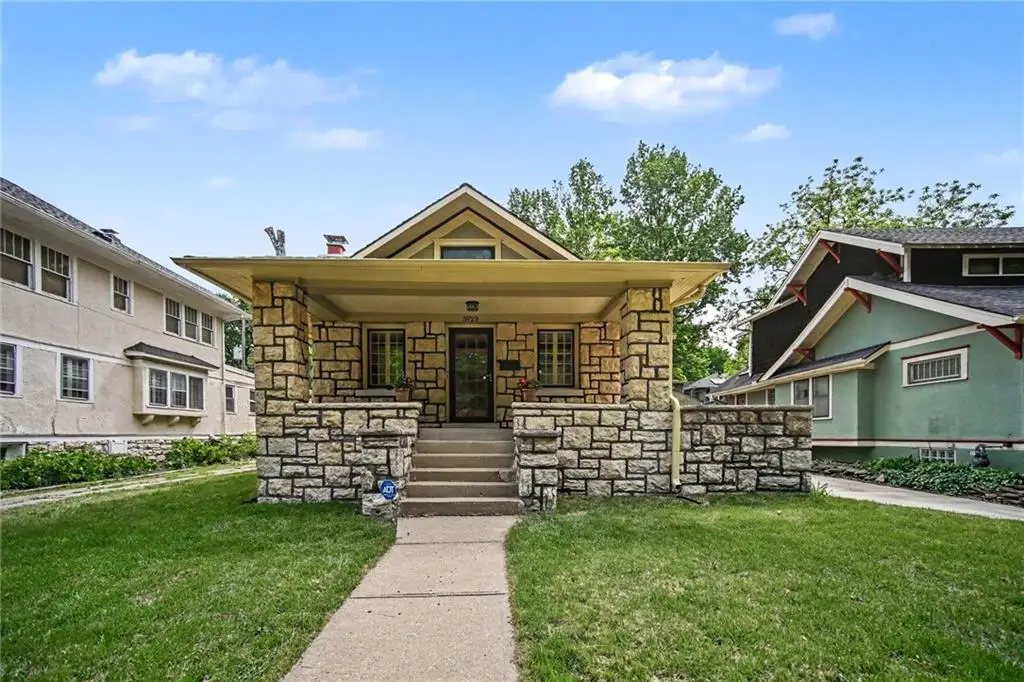 5729 Charlotte Street, Kansas City, MO 64110 - #1