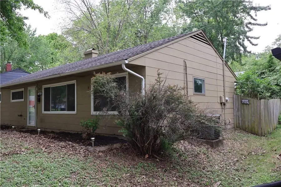 10710 Newton Avenue, Kansas City, MO 64134 - #2