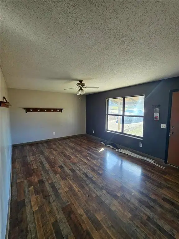 105 Oaklawn Avenue, Warrenton, MO 63383 - #3