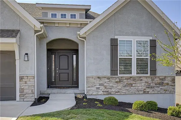 12314 S Mesquite Street, Olathe, KS 66061