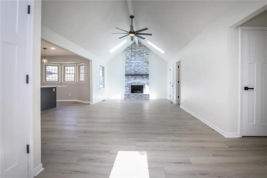 10595 Bradshaw Street, Lenexa, KS 66215 - #2