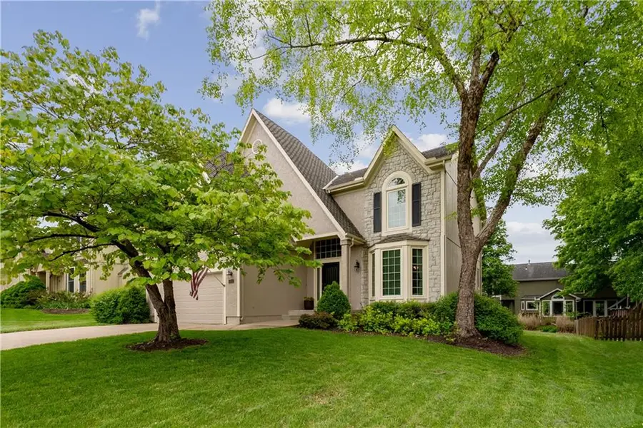 5901 W 153rd Street, Overland Park, KS 66223 - #2