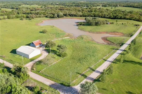 SE Tbd 400th Road, Warrensburg, MO 64093