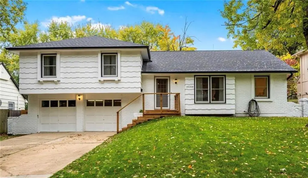 10104 W 93rd Street, Overland Park, KS 66212 - #1