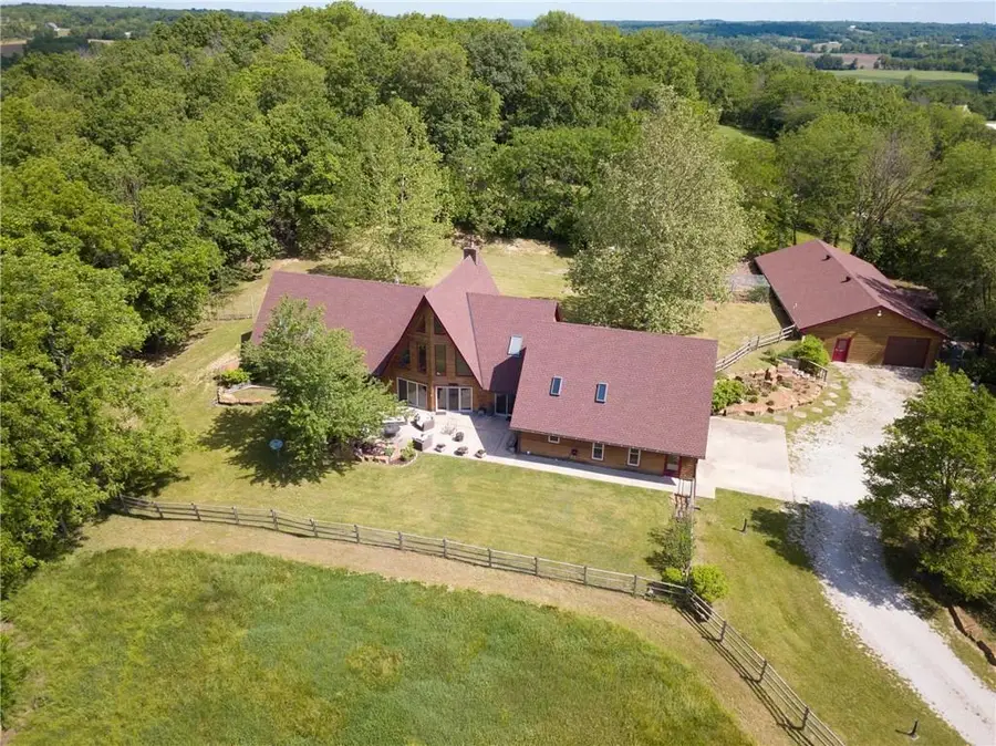 12204 S Bynum Road, Lone Jack, MO 64070 - #2
