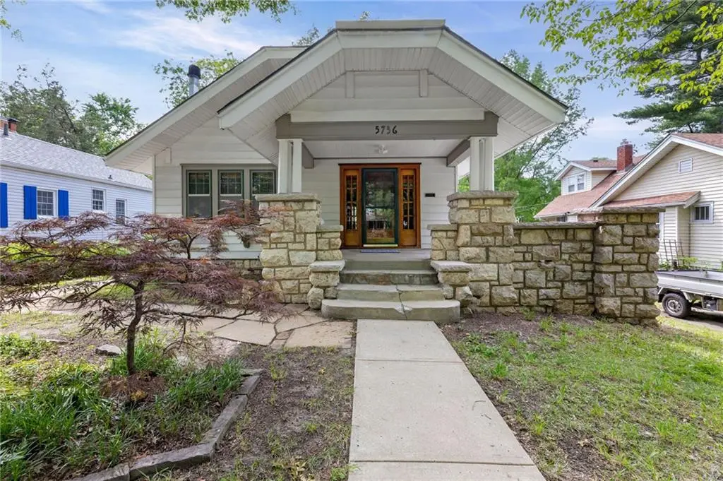 5736 Kenwood Avenue, Kansas City, MO 64110 - #1