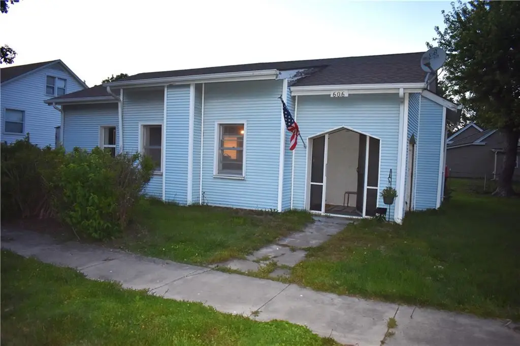 606 W Locust Street, Plattsburg, MO 64477 - #1