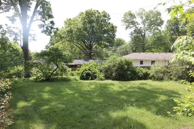 5111 W 66th Street, Prairie Village, KS 66208 - #2