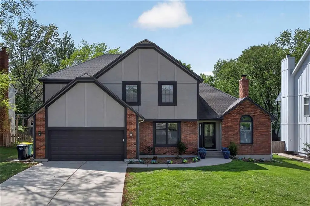 9410 Hall Drive, Lenexa, KS 66219 - #1