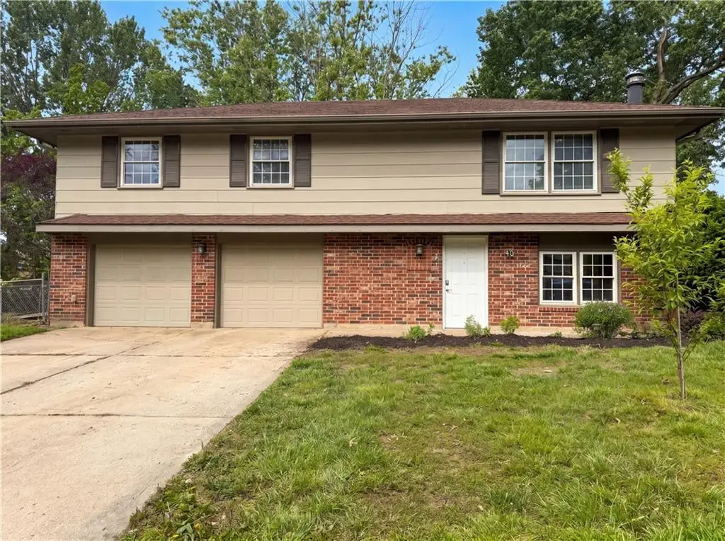 1913 Grant Circle, Blue Springs, MO 64014 - #1