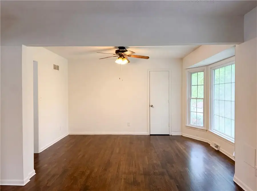 1913 Grant Circle, Blue Springs, MO 64014 - #3