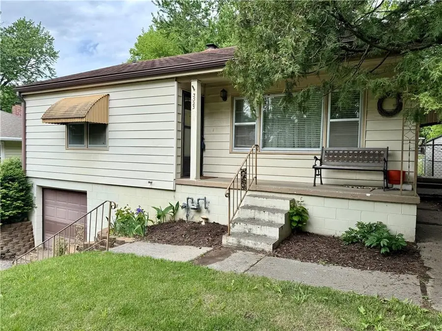 3523 Pacific Street, Saint Joseph, MO 64507 - #2