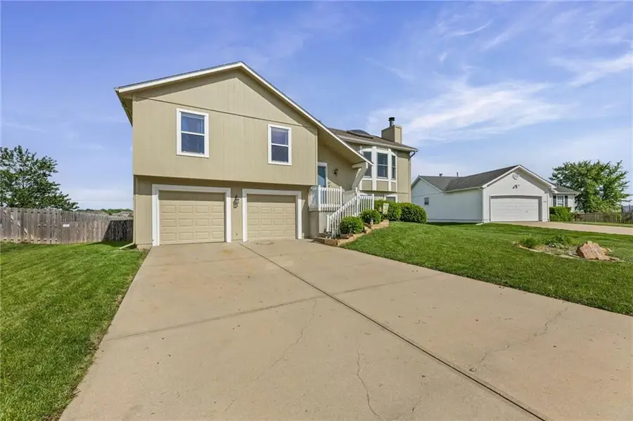 17451 S Ingrid Street, Gardner, KS 66030 - #2