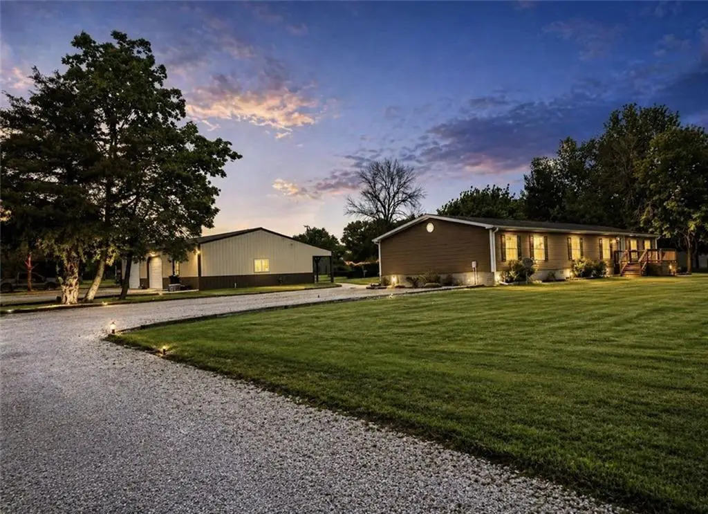 543 S 5th Street, Wheeling, MO 64688 - #1