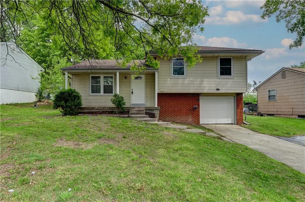 5733 N Drury Avenue, Kansas City, MO 64119 - #1