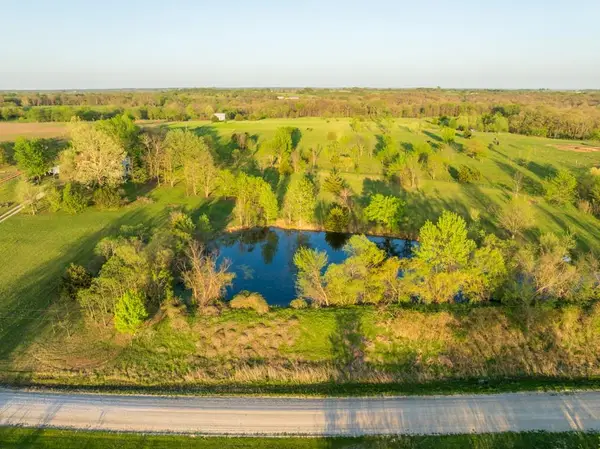 719 NW 871st Road, Centerview, MO 64019