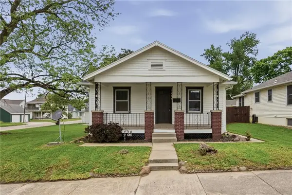 2407 Seneca Street, St Joseph, MO 64507