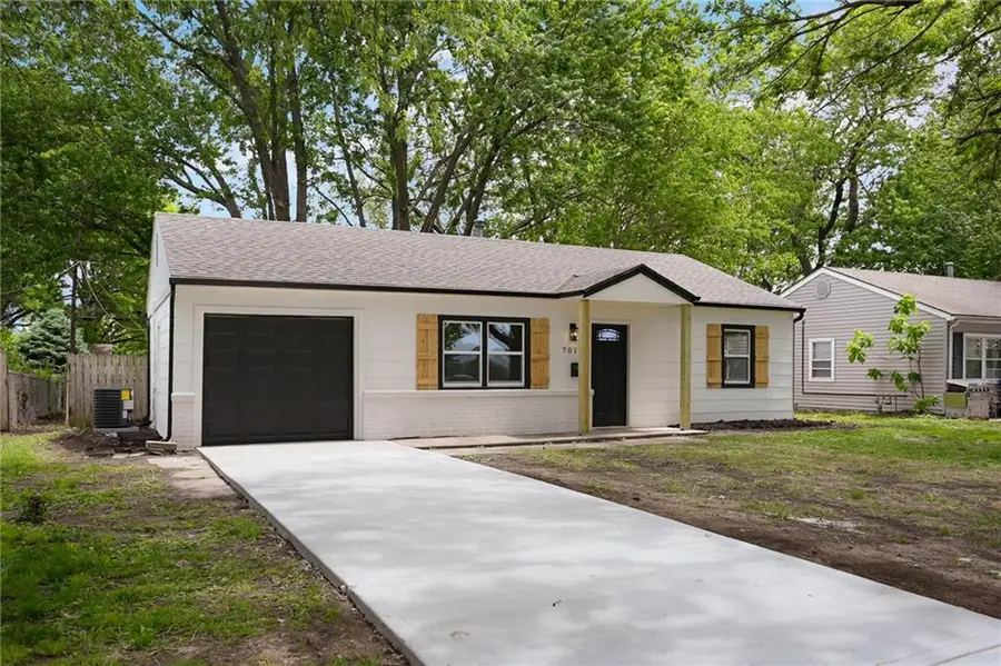 7017 N Campbell Street, Kansas City, MO 64118 - #2