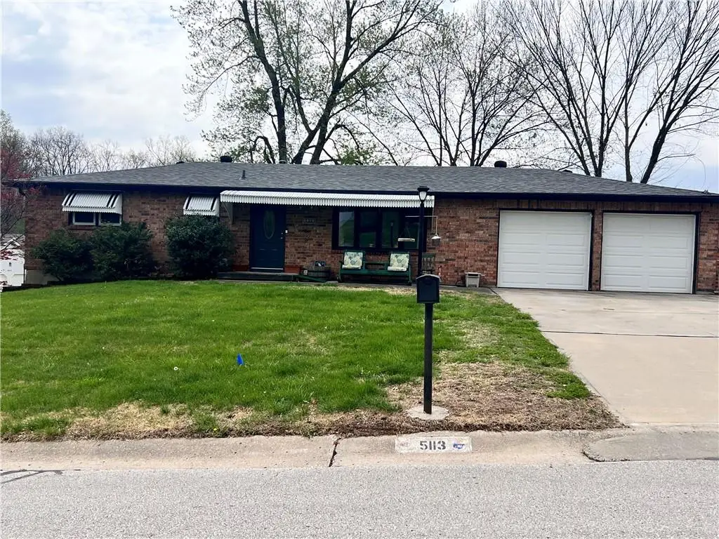 5113 Ridgewood Drive, Kansas City, MO 64151 - #1