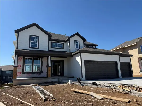 19799 W 114th Place, Olathe, KS 66061