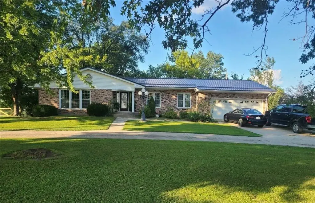 32267 State Highway Pp N/a, Macon, MO 63552 - #1