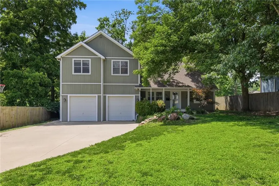 7612 Eby Avenue, Overland Park, KS 66204 - #2