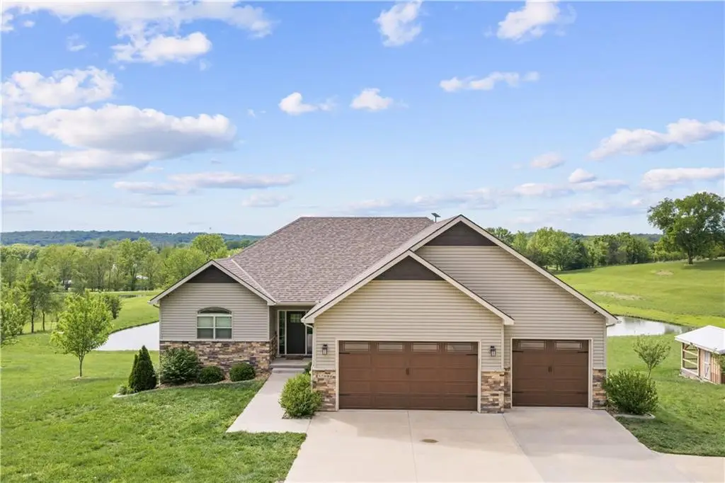 37006 E Church Road, Oak Grove, MO 64075 - #1
