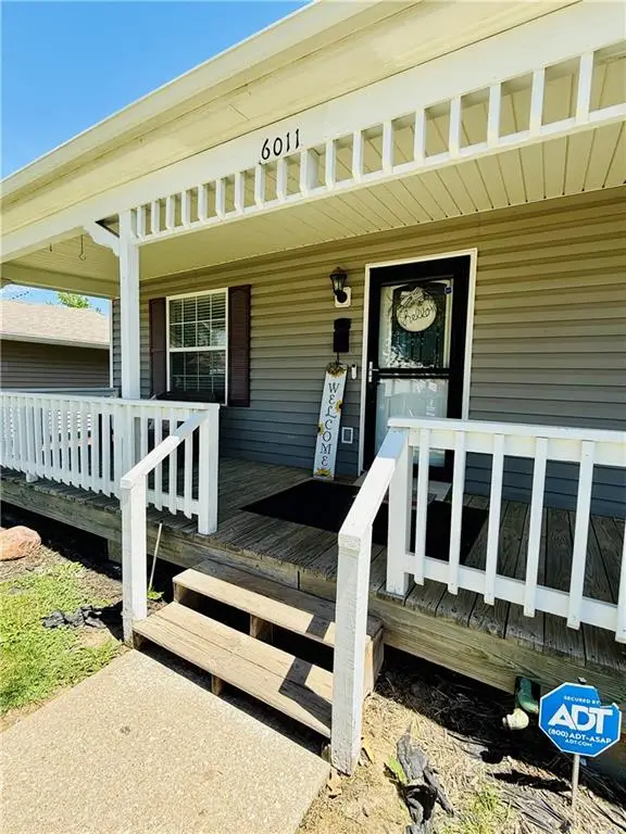 6011 Mead Street, Saint Joseph, MO 64504 - #2